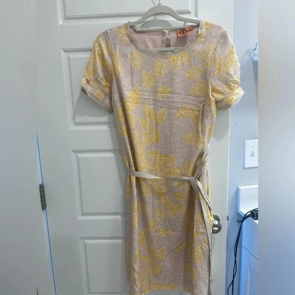 TORY BURCH SILK dress. Size 6. Amazingly beautiful!
